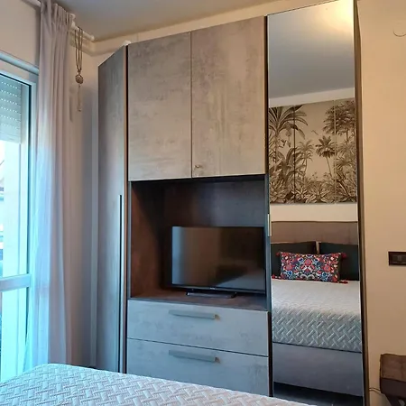 Apartament Ferrari's