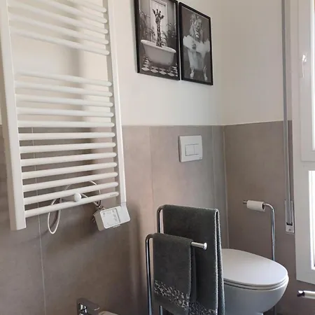 Ferrari's Lejlighed *